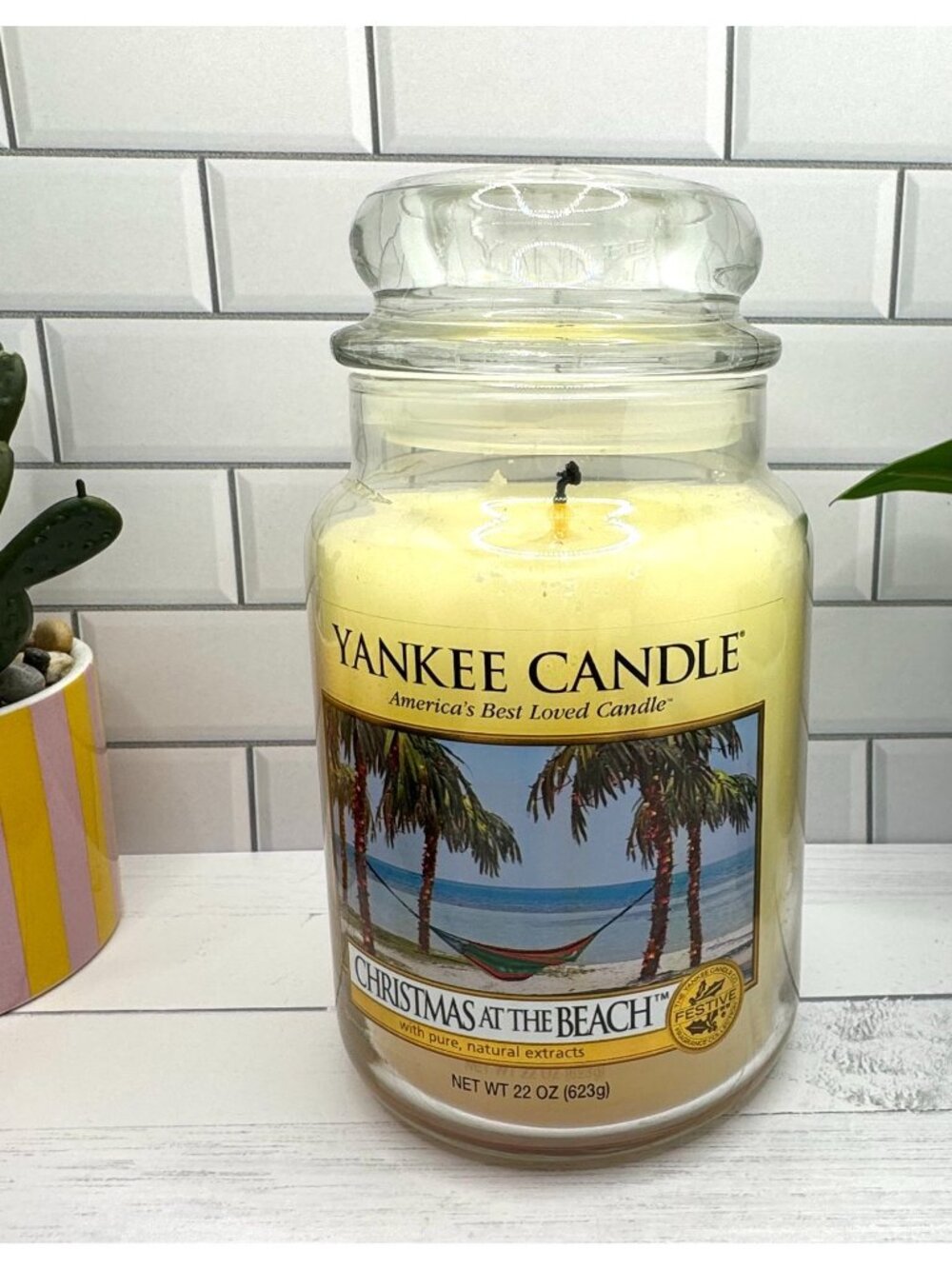 Yankee Candle Christmas At The Beach 22 Oz Jar With Festive Tropical Scent
